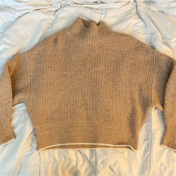 H&M Beige Turtleneck Sweater - Picture 1 of 3